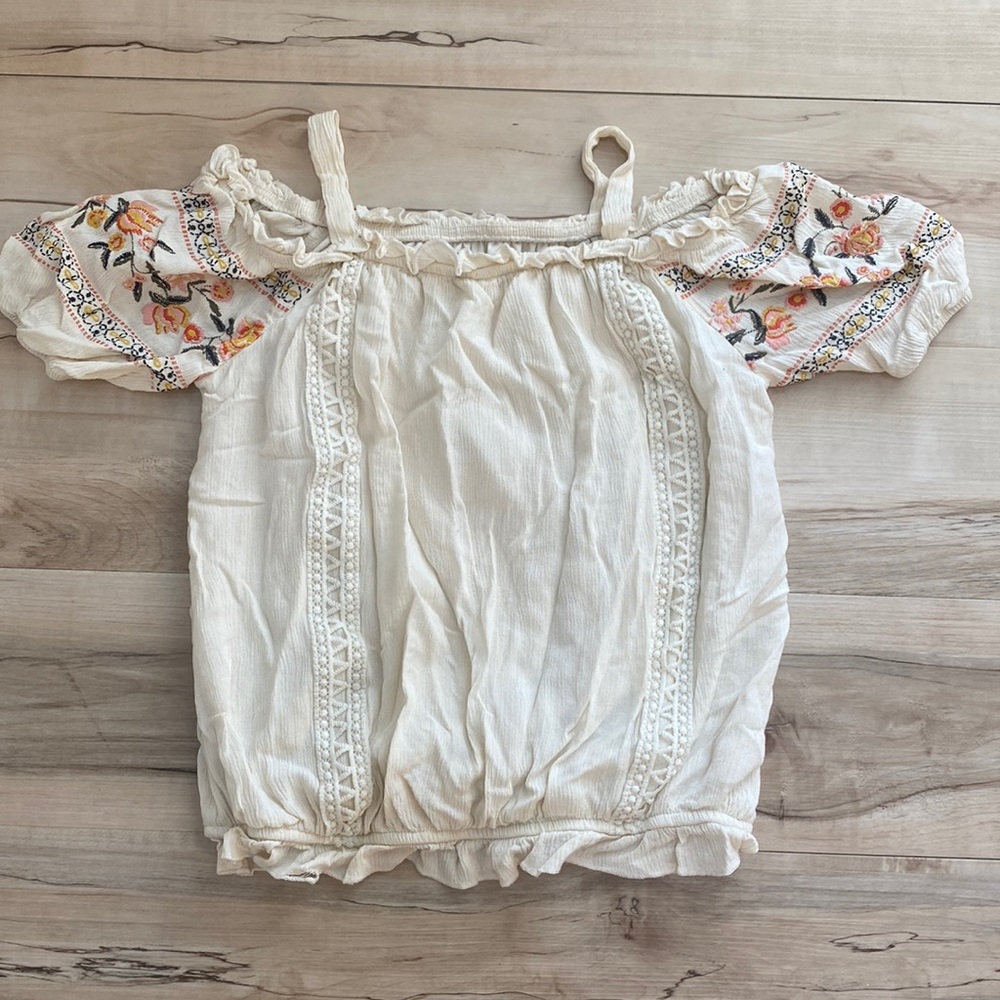 Art Class Girls M 7/8 Boho Off The Shoulder Floral Top. Knit. Ruffles. Stretchy.